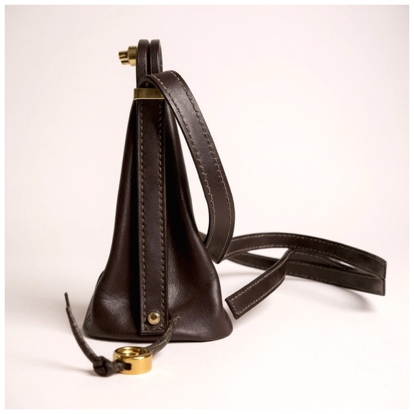 Vintage HCL Leather Crossbody Bag W/ Gold Accents - Picture 8 of 13